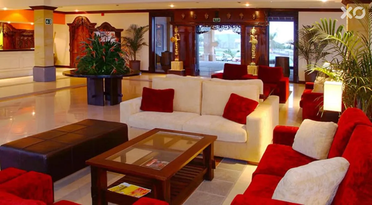 Regency Country Club Apartments & Suites