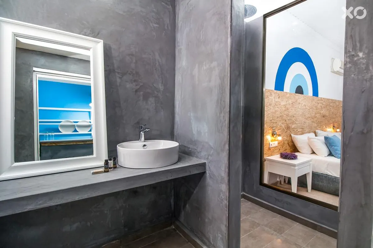 Tinas Plus Hotel