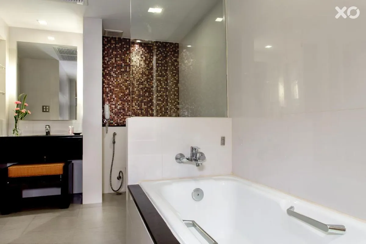 Ramada Plaza by Wyndham Bangkok Menam Riverside
