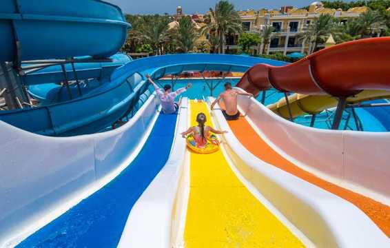 Червоне море для активного відпочинку! Піщаний пляж, басейн та гірки в аквапарку