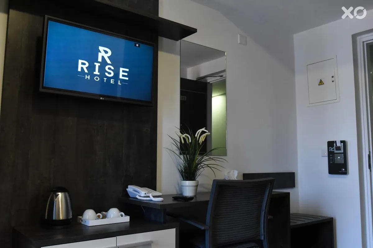 Rise Hotel