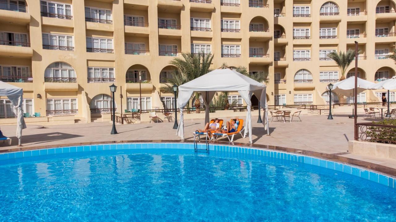 Sunny Days Mirette Family Apartments & Resort