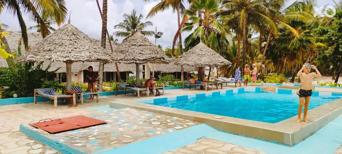Mambo Beach Villas