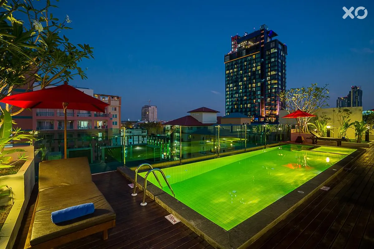 Sunshine Hip Hotel