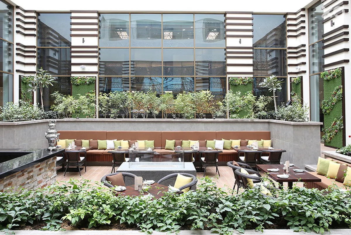 Metropolitan Hotel Dubai