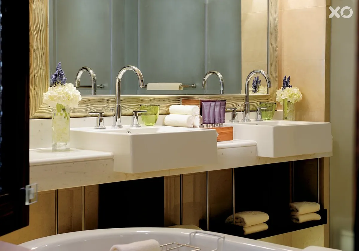 The Ritz-Carlton Grand Canal Abu Dhabi