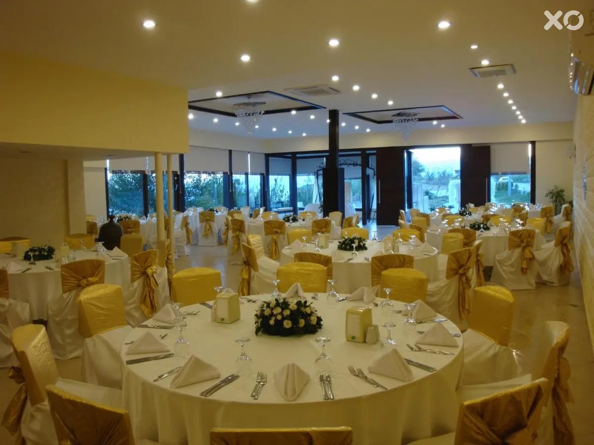 Lara Hotel