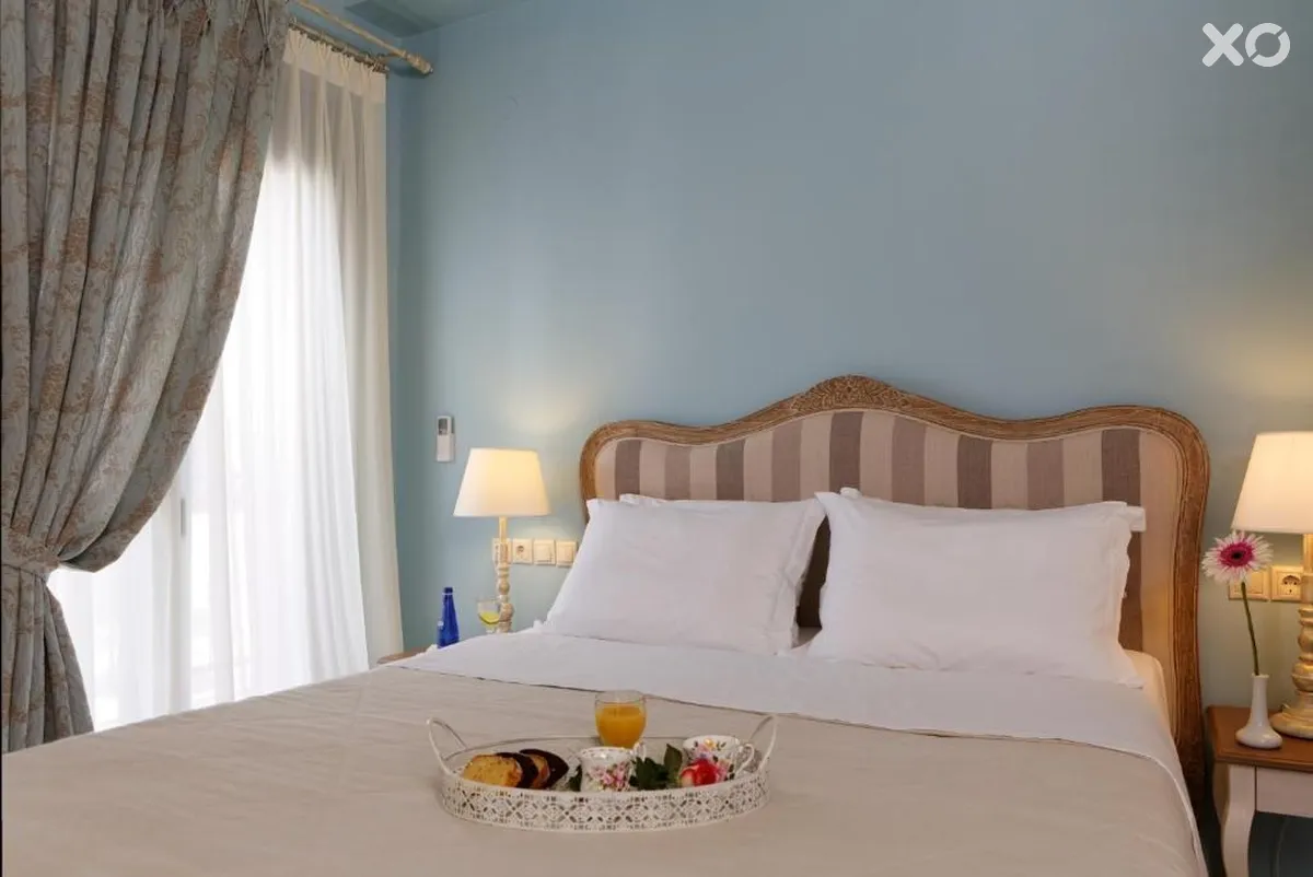 Ionia Suites