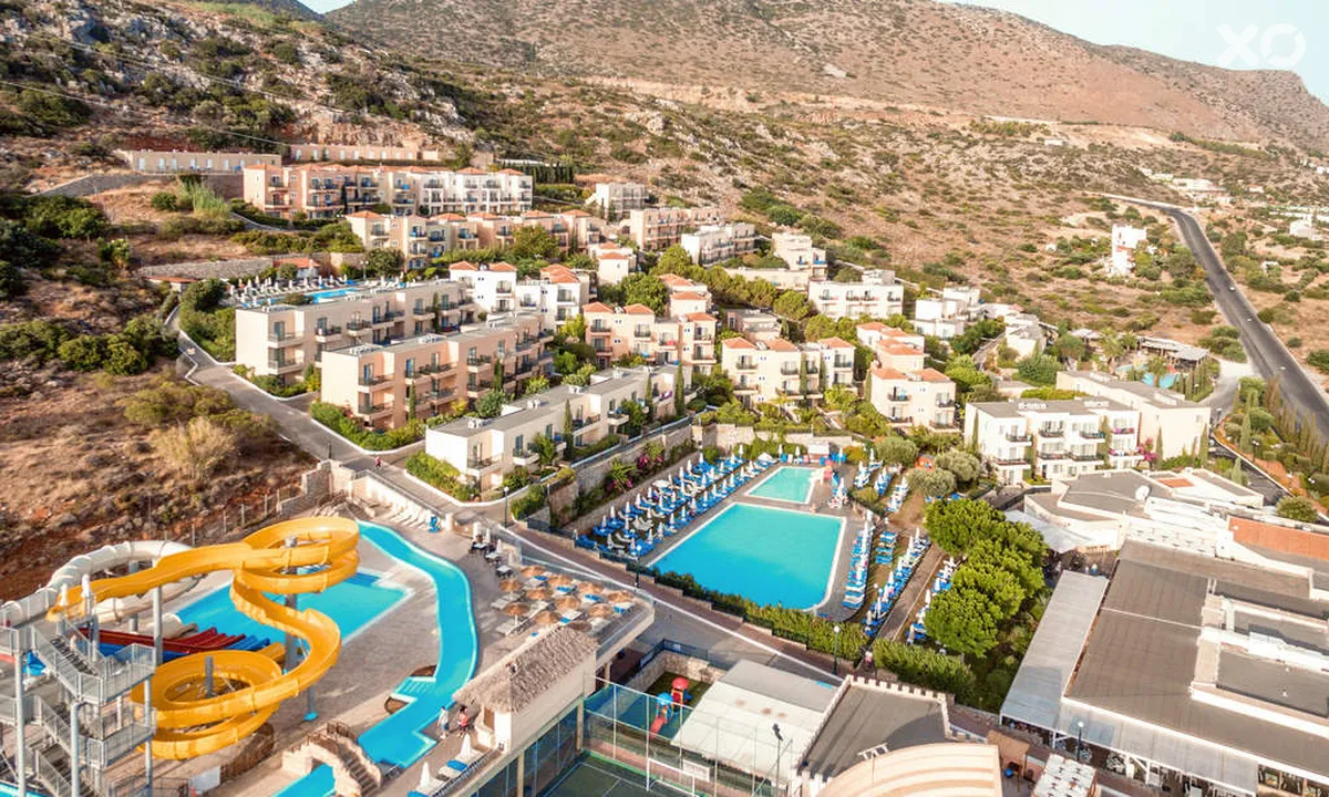Zeus Hotels The Village Resort & Waterpark