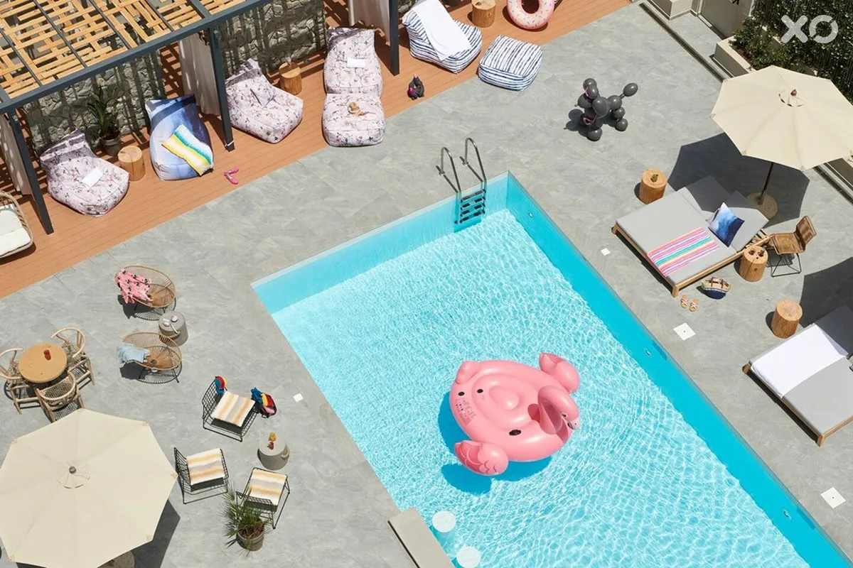 Moxy Patra Marina