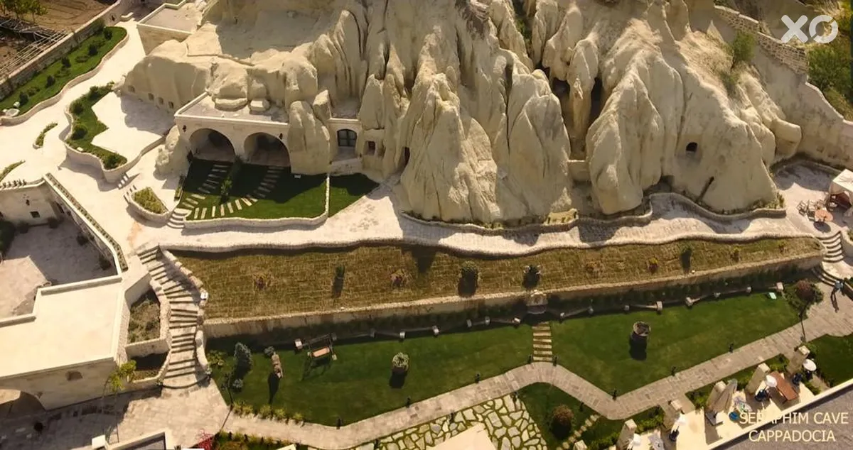 Seraphim Cave Hotel
