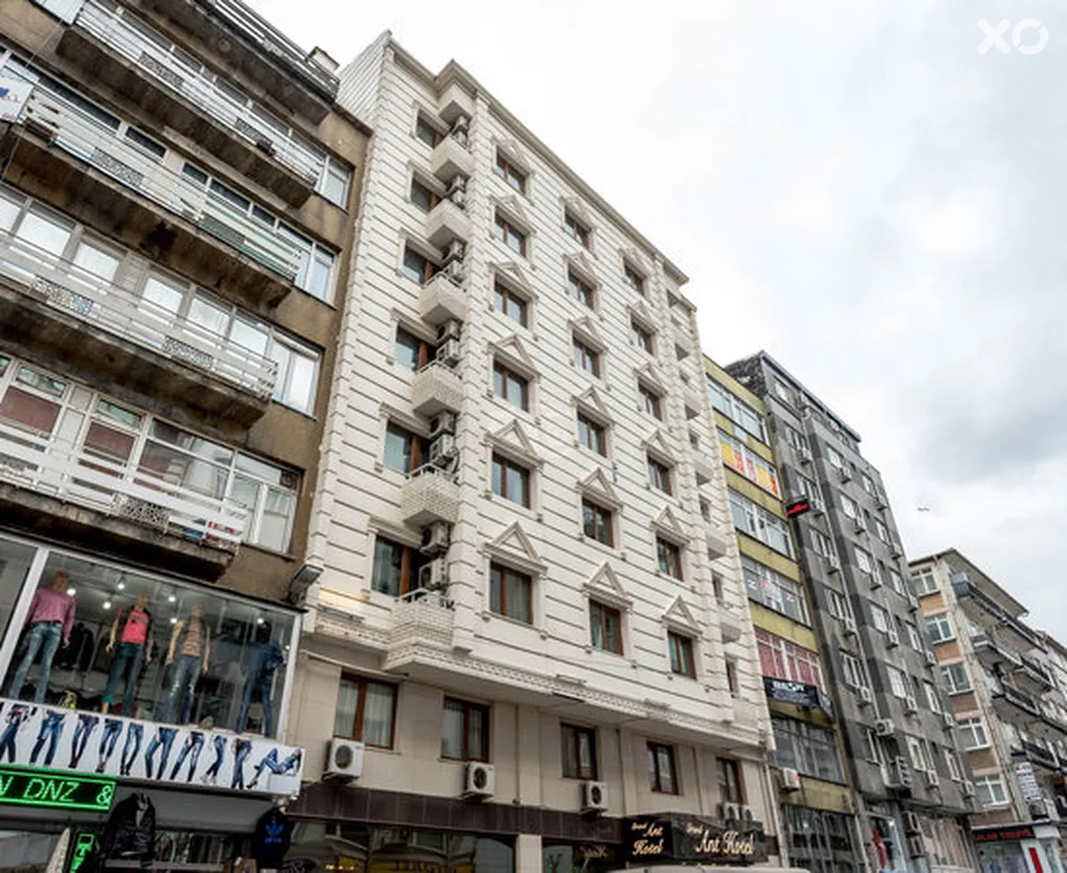 Grand Ant Hotel
