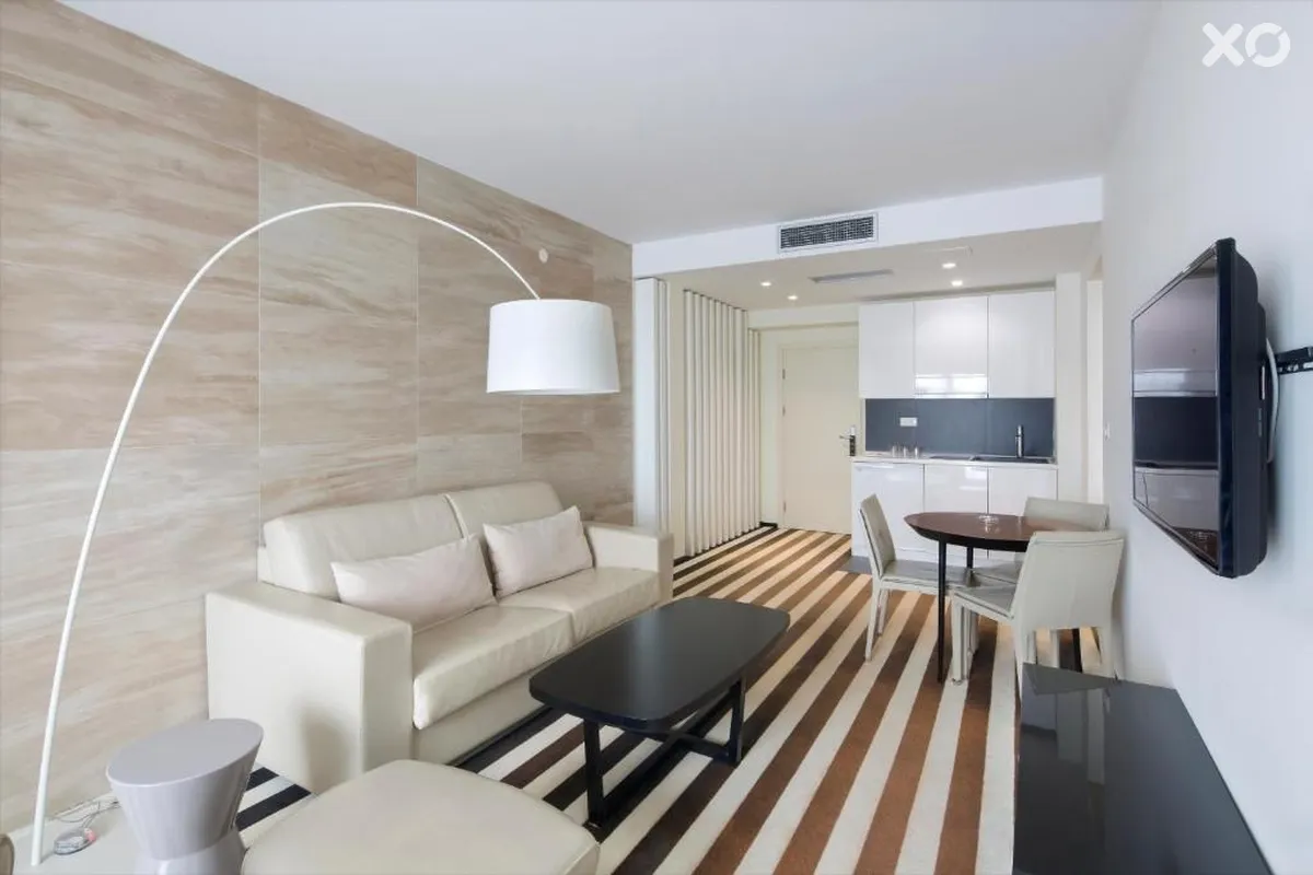 Aleksandar Hotel