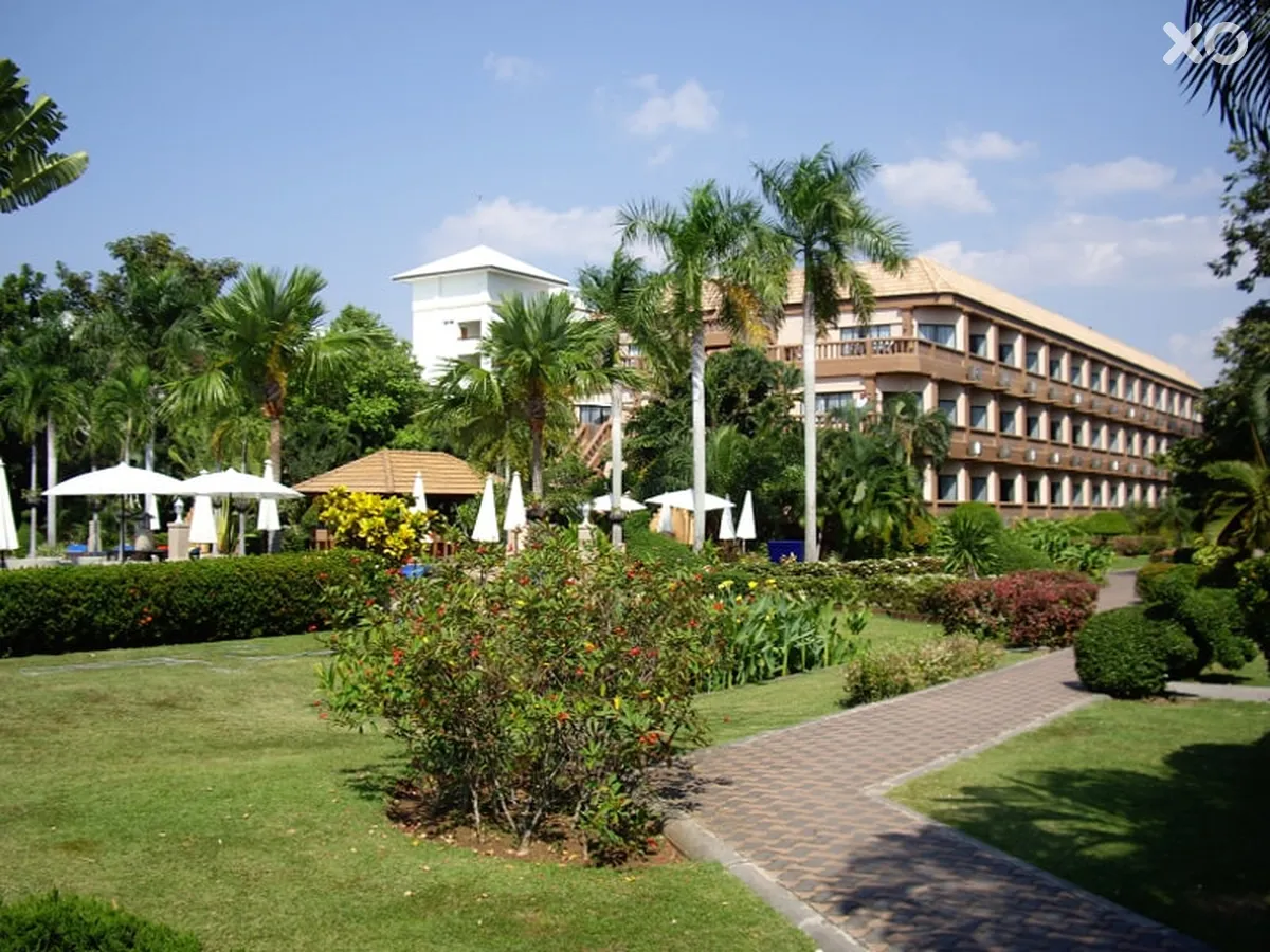 Botany Beach Resort