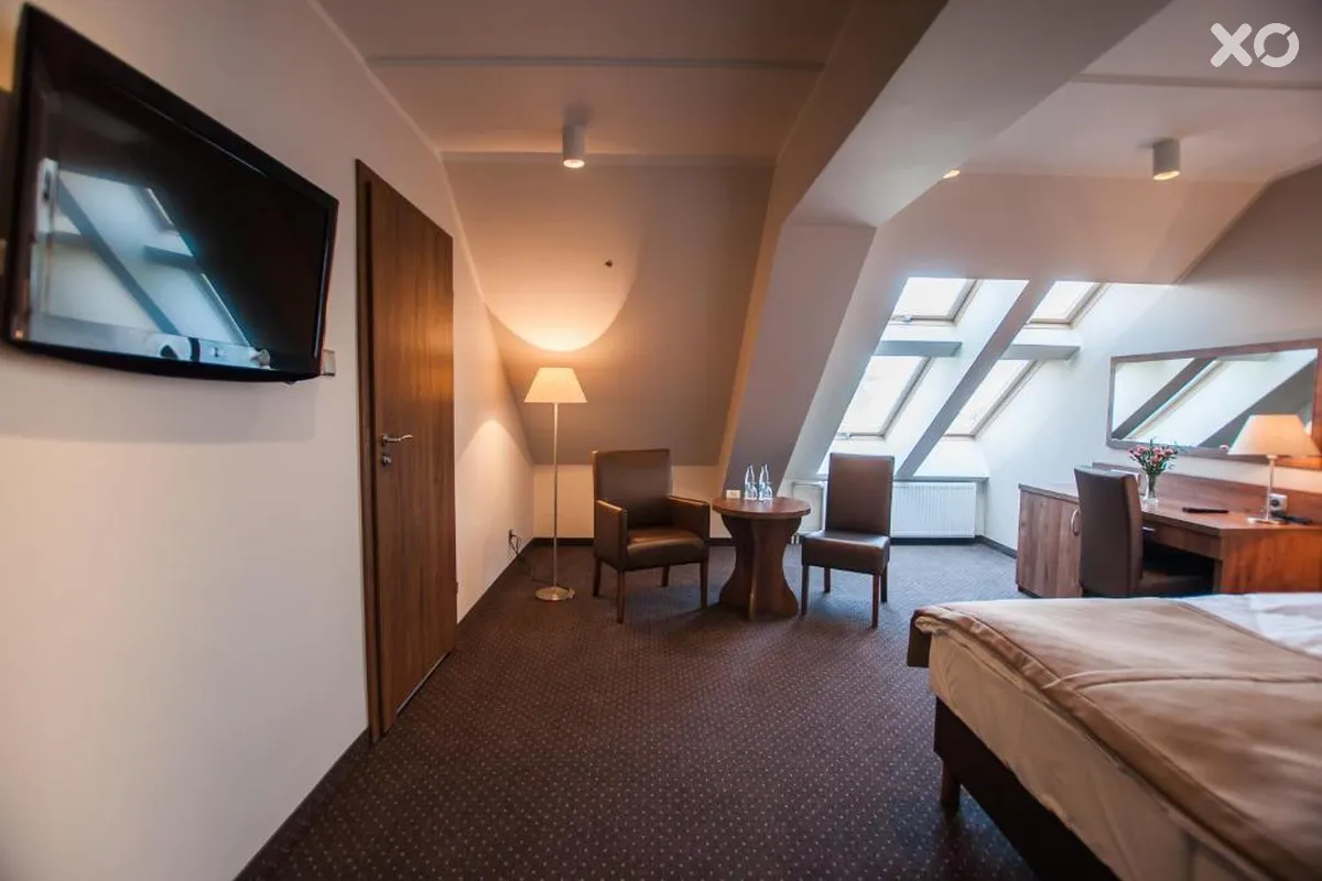 Gem Hotel