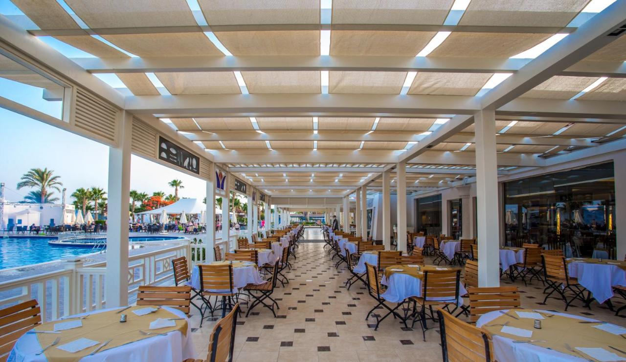 Mirage Bay Resort & Aquapark Lilly Land