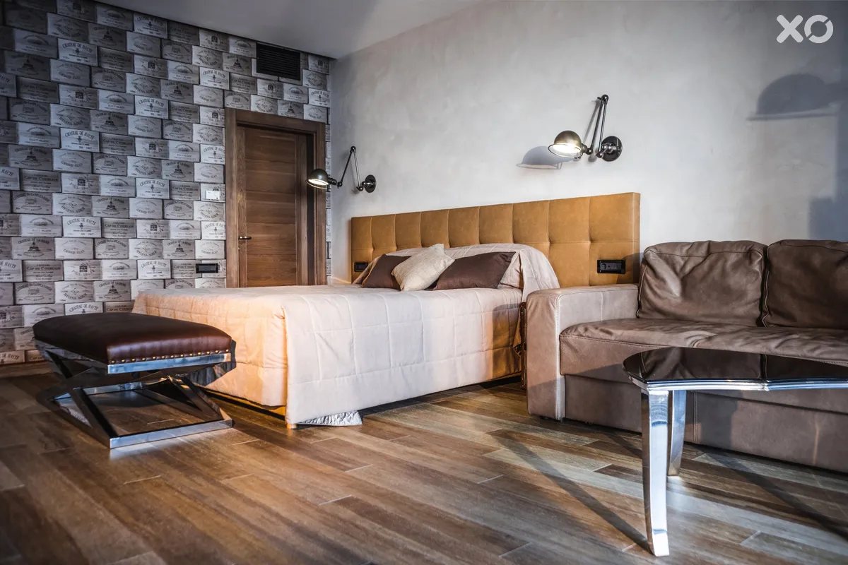 M1 Club Hotel