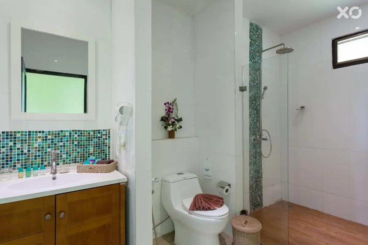 Phi Phi Long Beach Resort & Villa