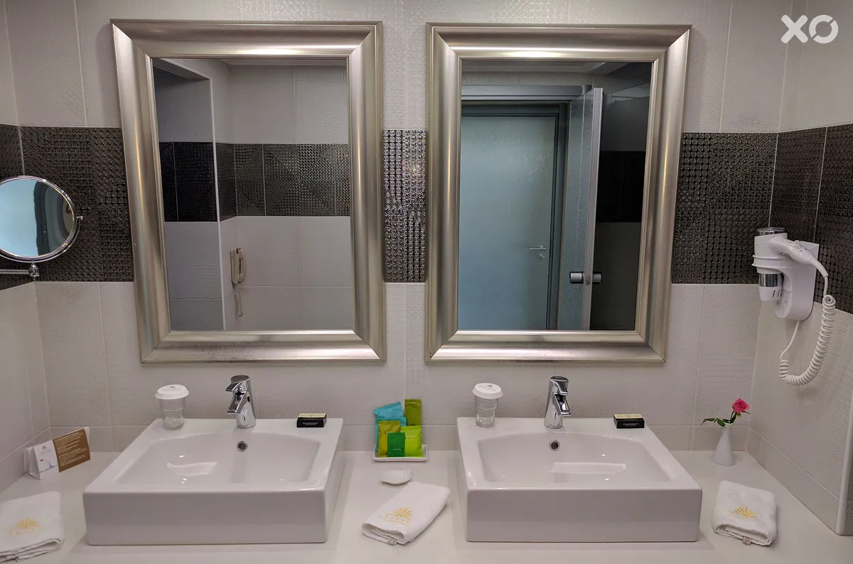 Atrium Platinum Hotel