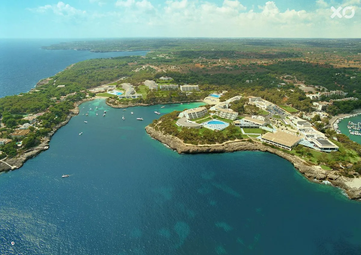 Ikos Porto Petro
