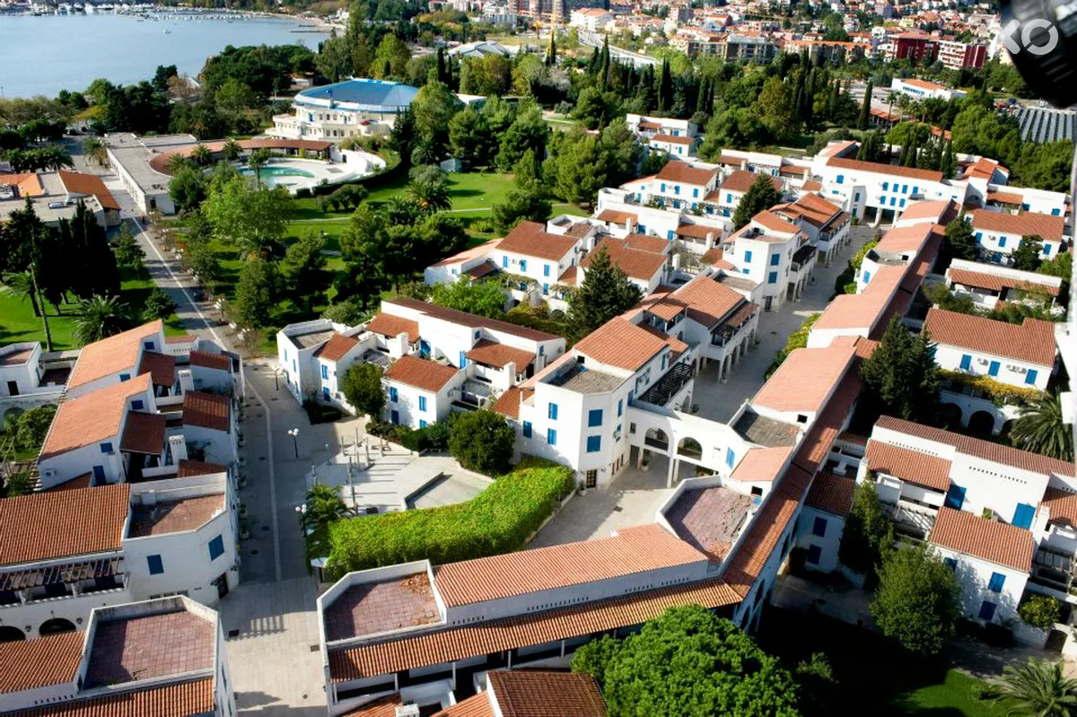 Slovenska Plaza