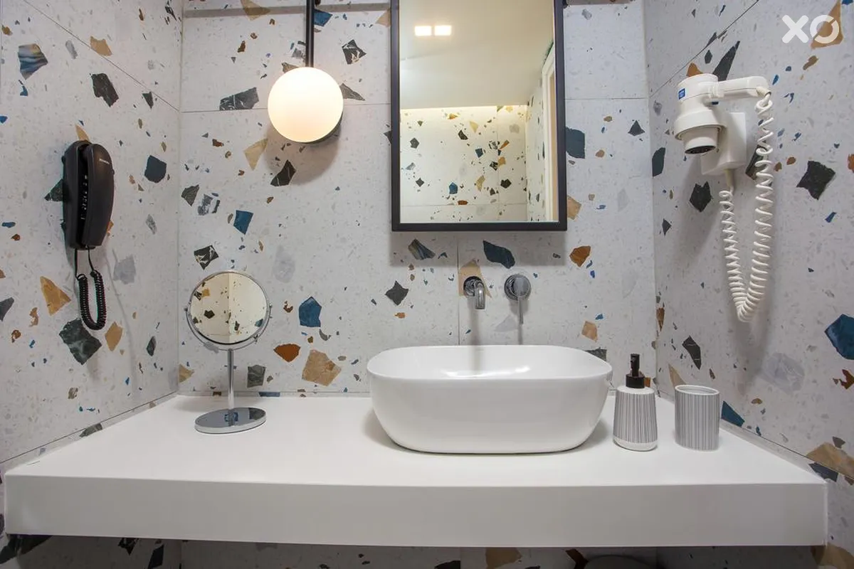 Mazoren Art Hotel