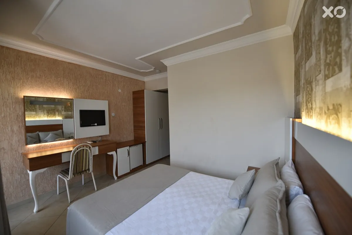 Nicholas Park Hotel
