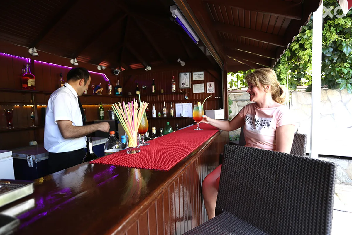 Lara Dinc Hotel
