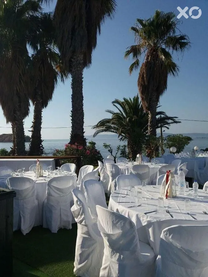 Clara Hotel