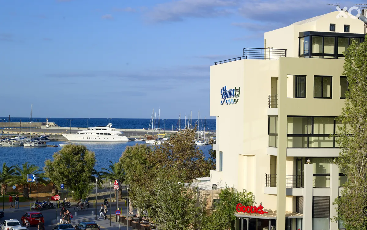 Kyma Suites Beach Hotel