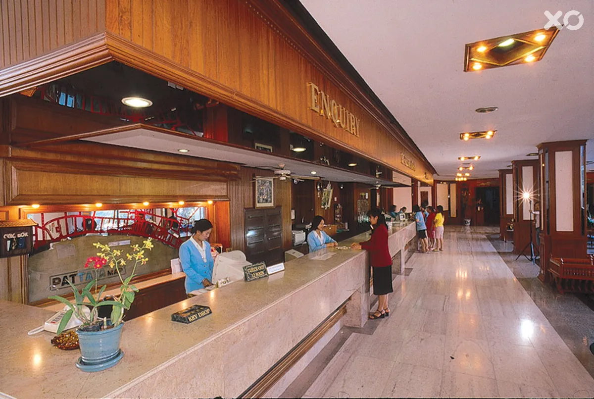 Royal Palace Hotel
