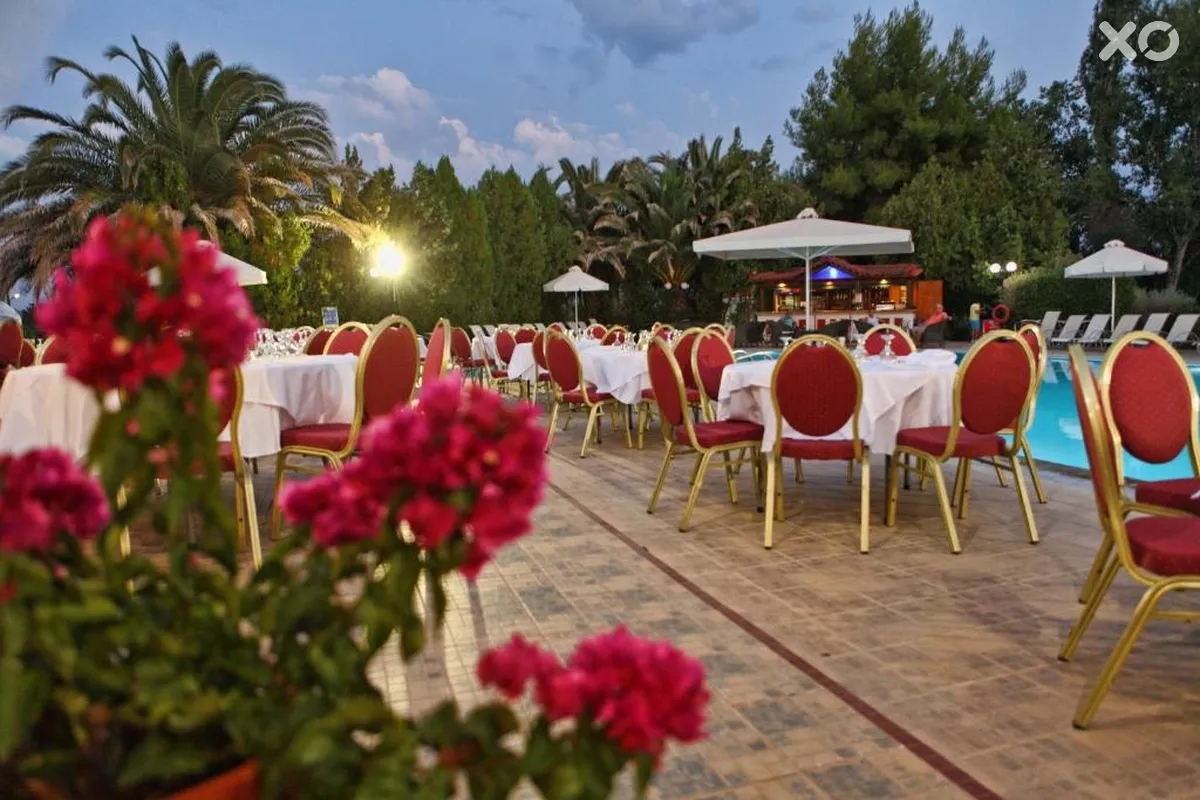 Pasiphae Hotel