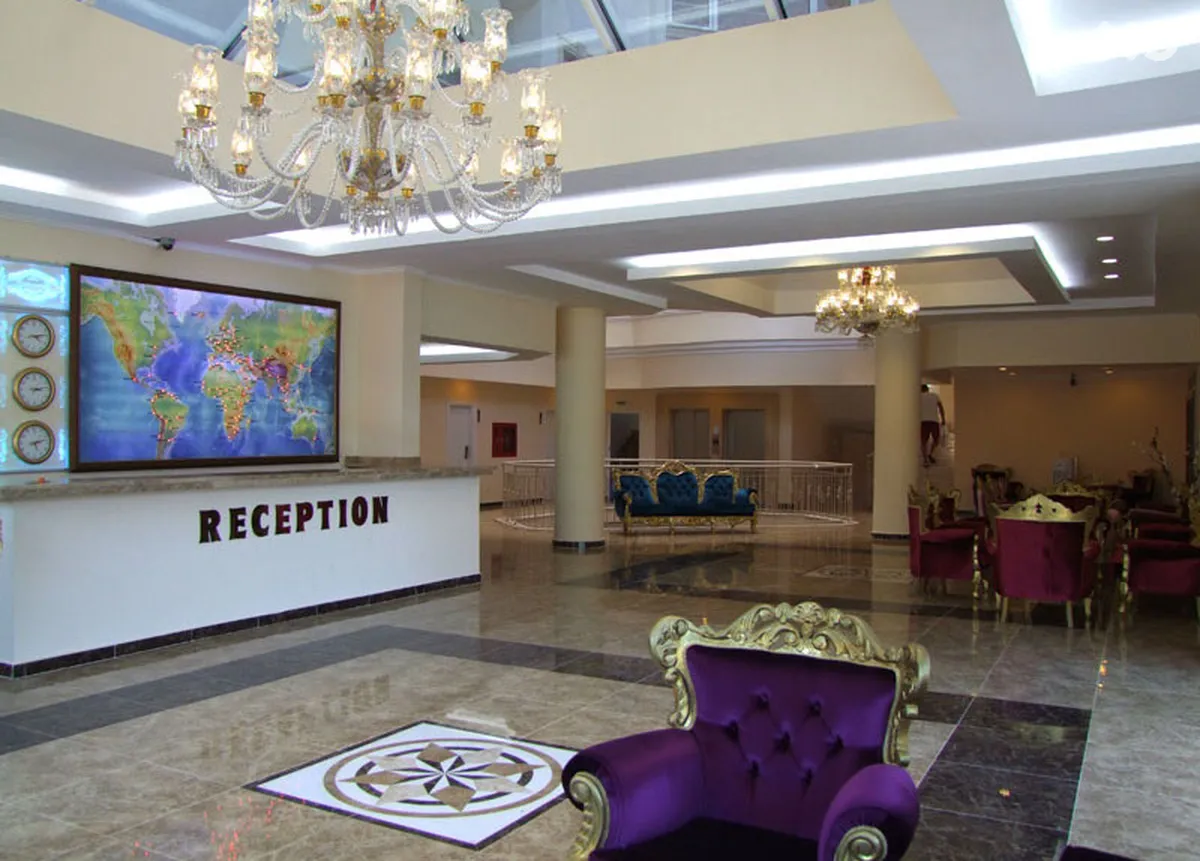 Grand Mir' Amor Hotel