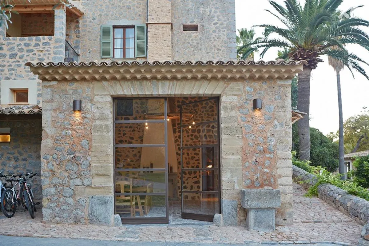 Es Port Hotel