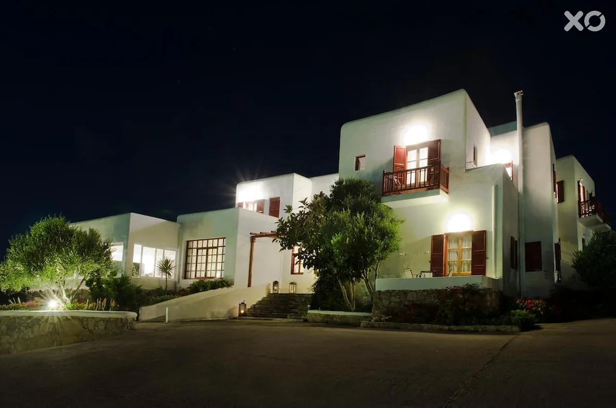 Charissi Hotel