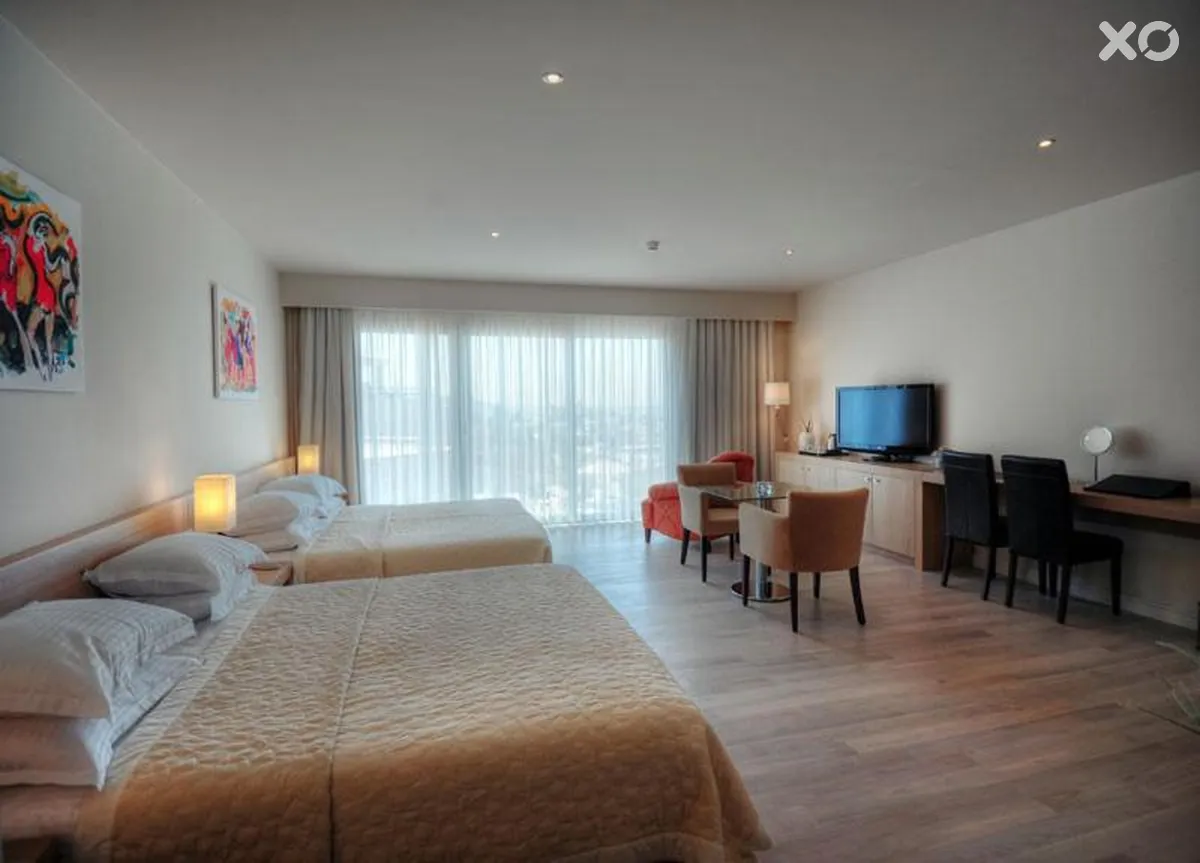 Lvzz Hotel