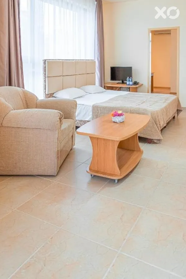 Avenue Hotel