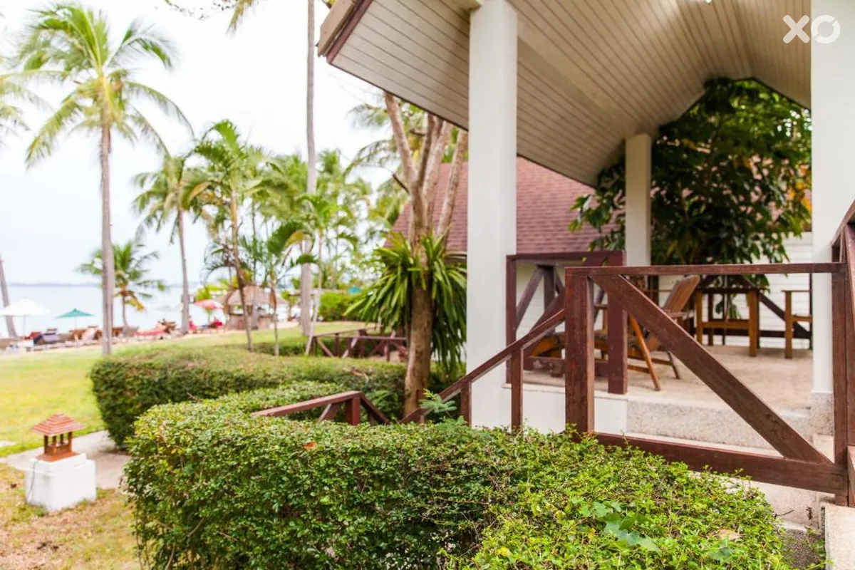 Coco Palm Beach Resort