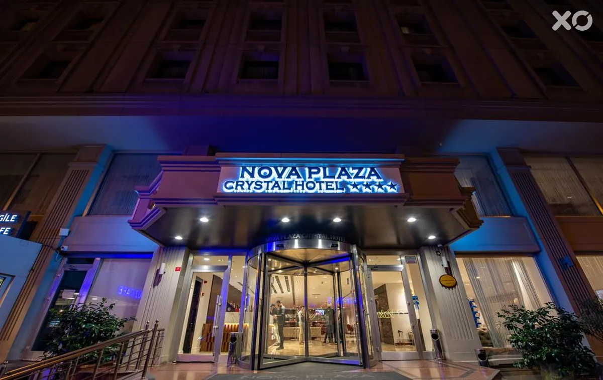 Nova Plaza Crystal Hotel