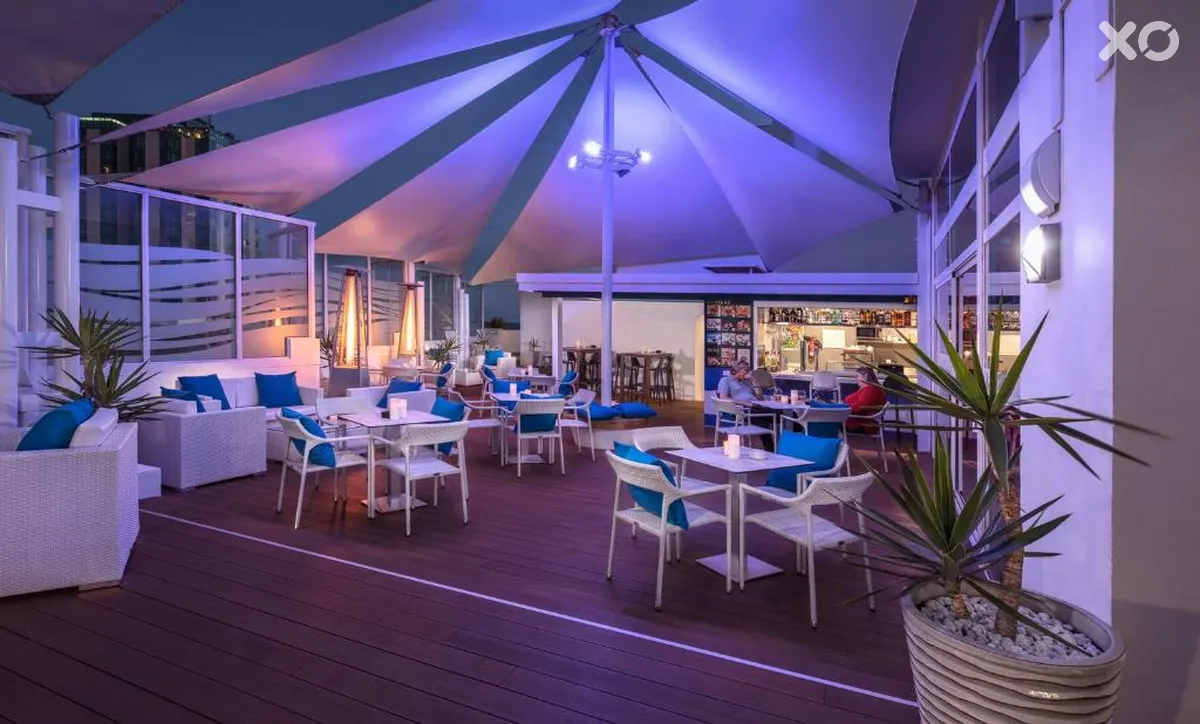 Lancelot Hotel