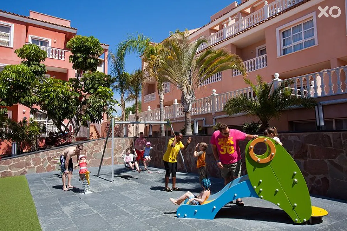 El Duque Aparthotel