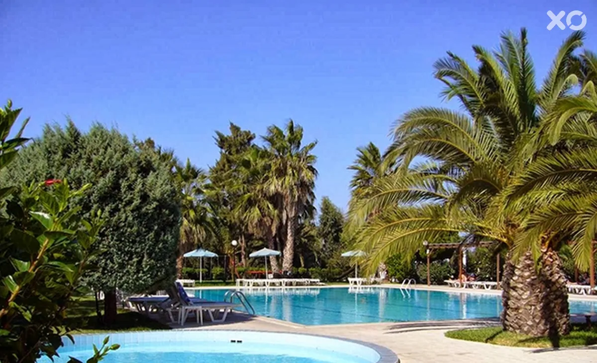 Nina Beach Hotel