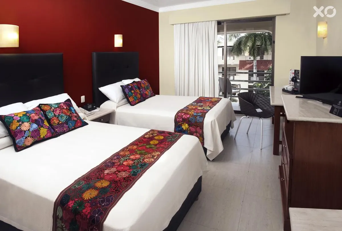 Adhara Cancun