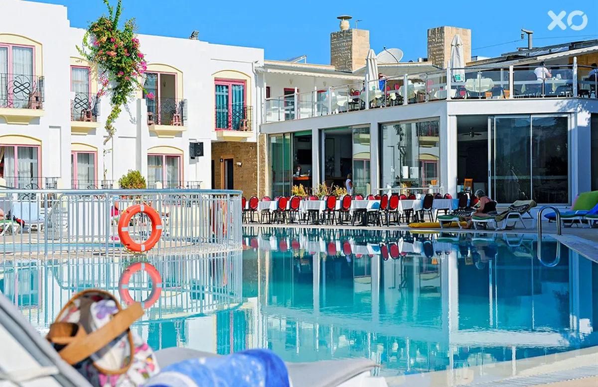 Serpina Hotel