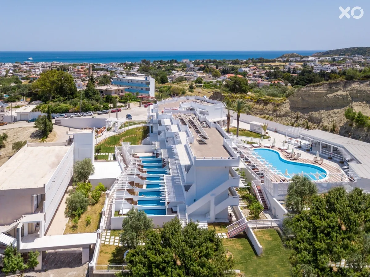 Alex Beach Hotel Bungalows