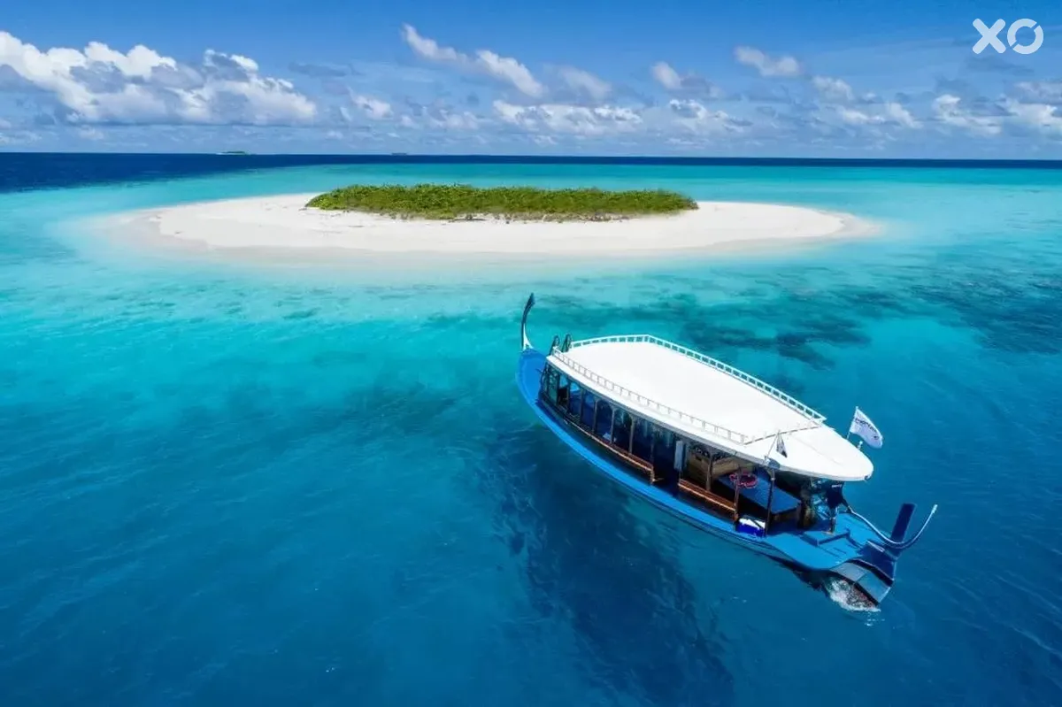 Mercure Maldives Kooddoo Resort