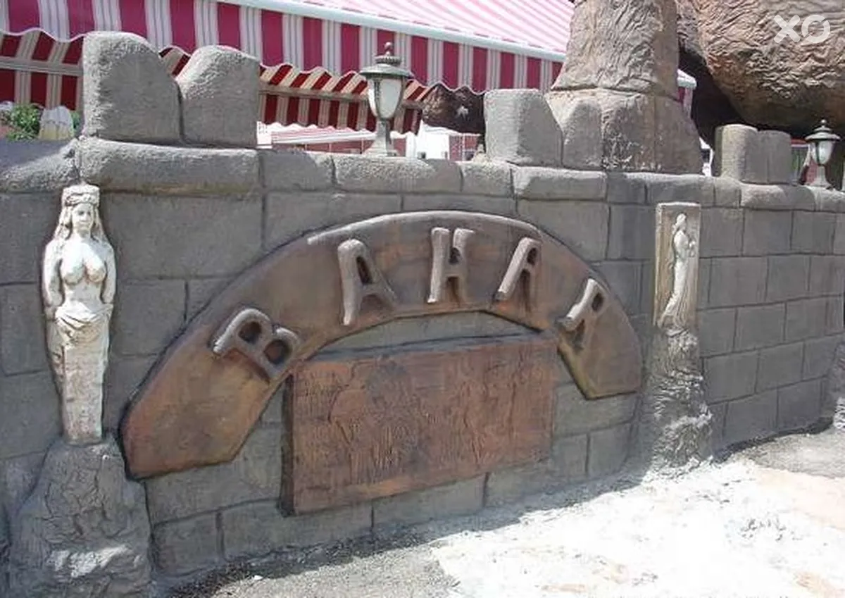 Bahar Apart