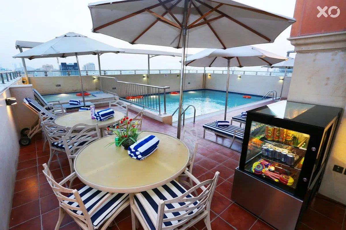 Al Hamra Hotel