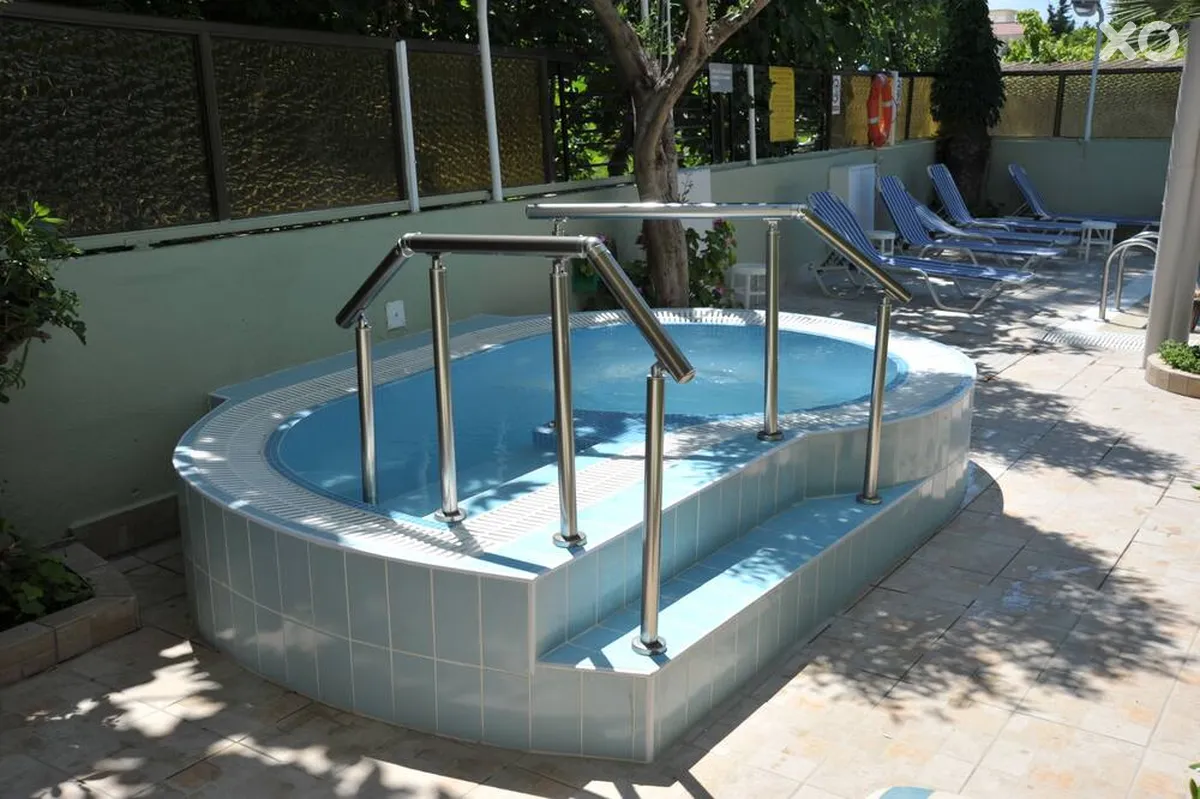 Anseli Hotel