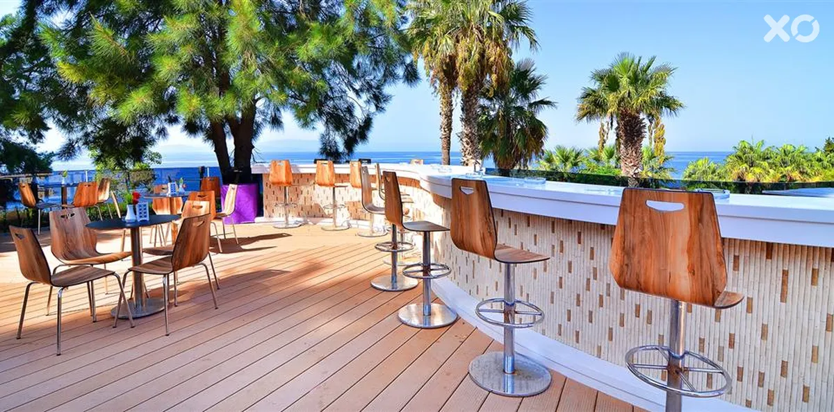The Grand Blue Sky International Hotel